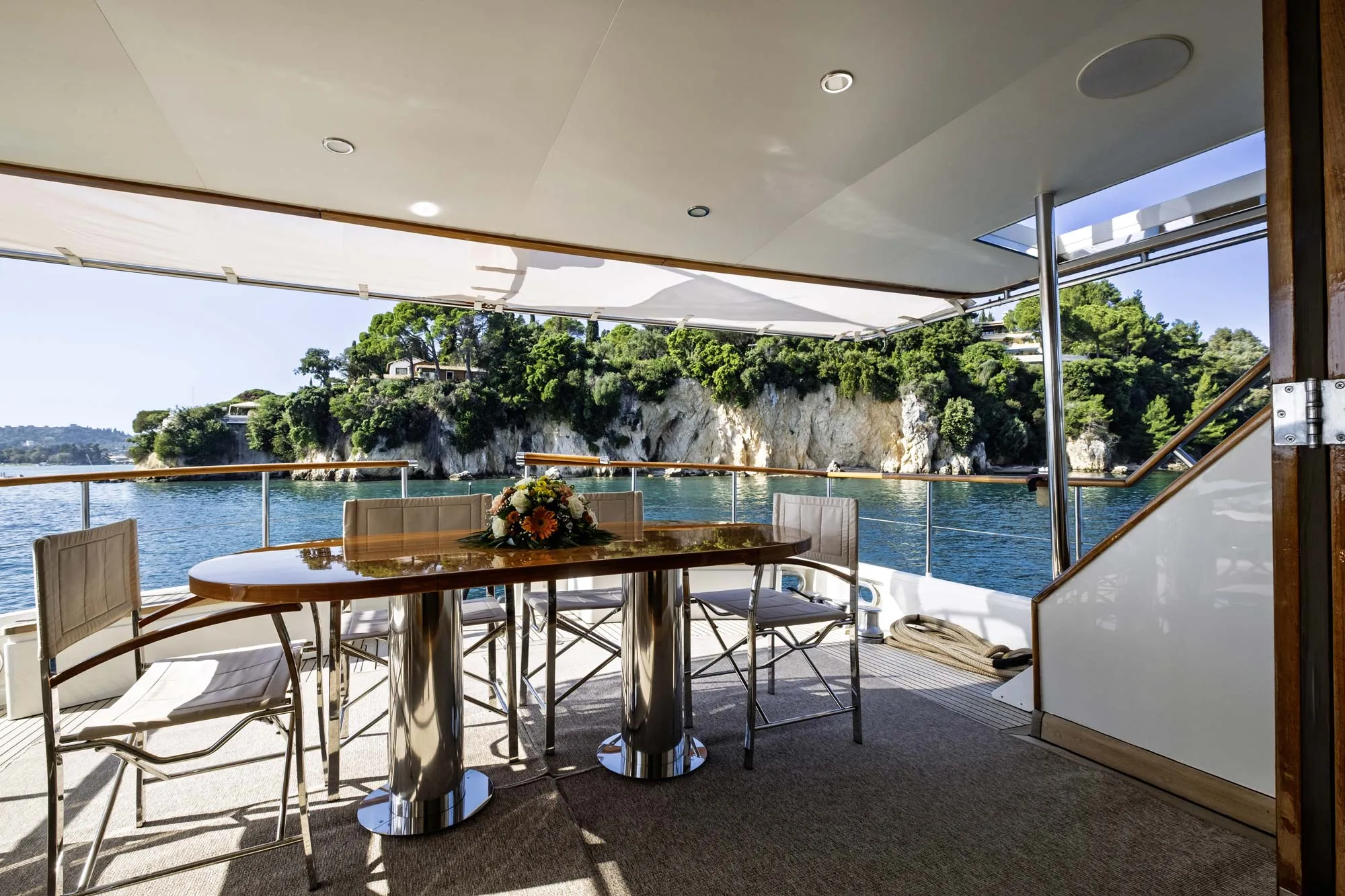 Location du yacht Stalca - Vue arrière